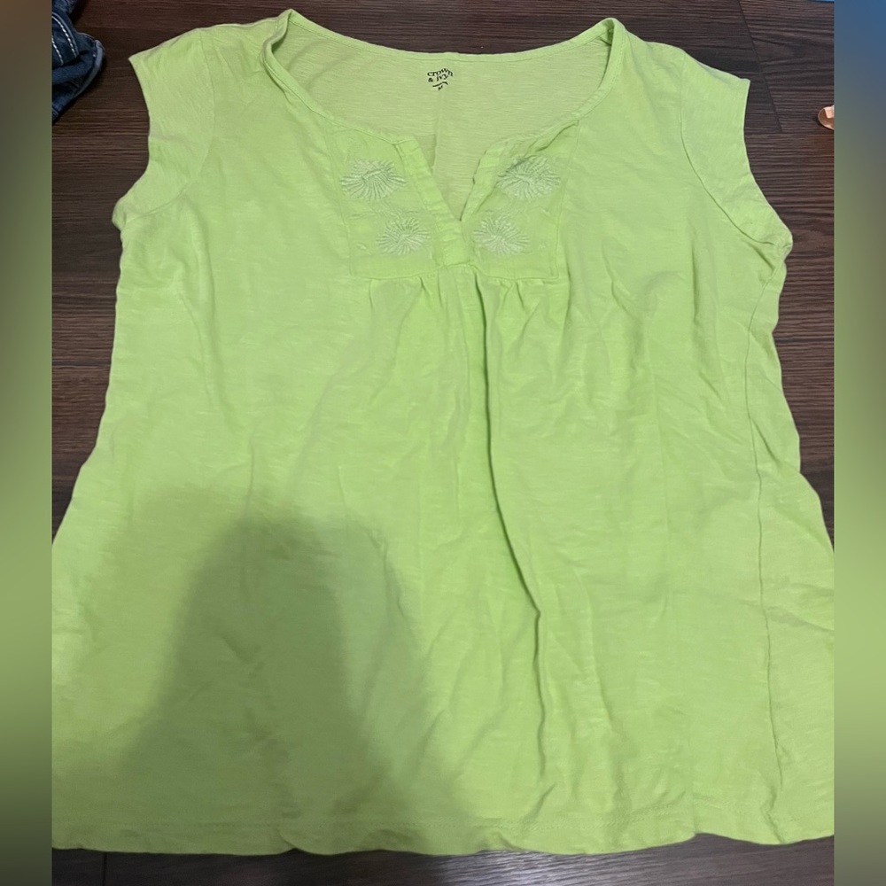 (4 for 10) crown and ivy shirt